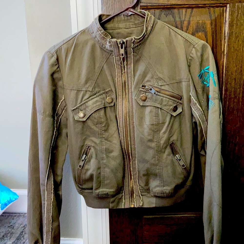 Women’s light bomber jacket